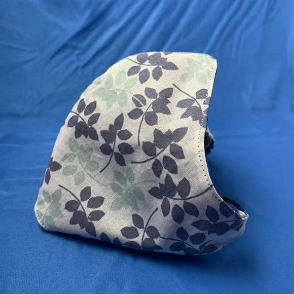 Floral Face Mask w Wire & Filter Slot Washable - Picture 3 of 8